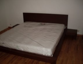 Łóżko 8
