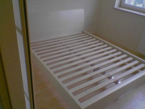 Łóżko 4